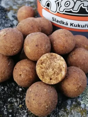 Top Prodej MIKBAITS EXPRESS Boilie SLADKÁ KUKUŘICE (SACHARIDY) 24mm 1 kg