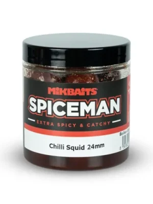 Akce Mikbaits Boilies v dipu Spiceman Chilli Squid 250ml 24mm