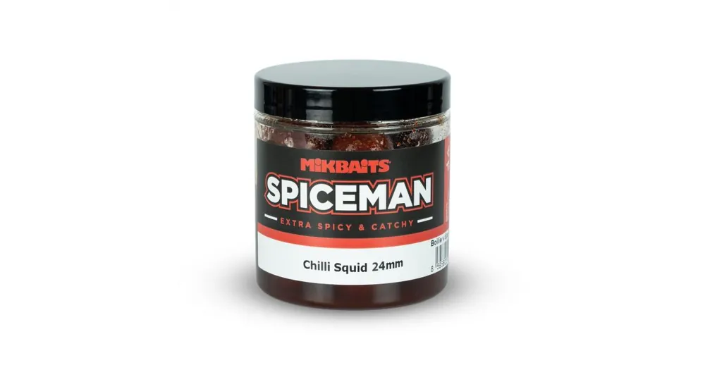 Akce Mikbaits Boilies v dipu Spiceman Chilli Squid 250ml 24mm